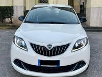 Usata Lancia Ypsilon 69 CV (50 kW) 2023 Bianco Utilitaria