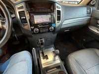 Usata Mitsubishi Pajero 190 CV (139 kW) 2017 Grigio SUV