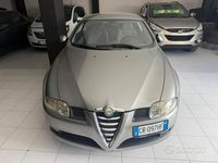 Usata Alfa Romeo GT 150 CV (110 kW) 2004 Grigio Coupé