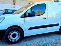 Gebraucht Peugeot Partner 99 PS (72 kW) 2016 Weiß Van / Kleinbus