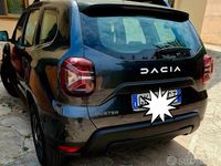 Usata Dacia Duster 100 CV (73 kW) 2023 Grigio Station wagon