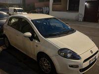 Usata Fiat Punto Lounge 77 CV (56 kW) 2014 Bianco Utilitaria