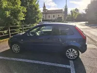 Usata Ford Fiesta Titanium 80 CV (58 kW) 2006 Blu Utilitaria