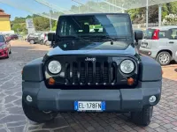 Usata Jeep Wrangler Sahara 200 CV (147 kW) 2012 Nero SUV
