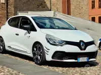 Usata Renault Clio IV R.S. 200 CV (147 kW) 2015 Bianco Berlina