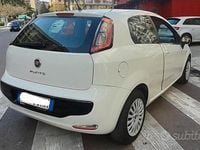 Usata Fiat Punto Evo S 69 CV (50 kW) 2011 Bianco Utilitaria