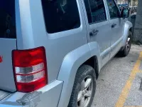 Usata Jeep Cherokee 177 CV (130 kW) 2009 Grigio SUV