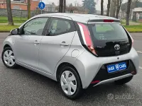 Second-hand Toyota Aygo 69 CP (50 kW) 2016 Gri Hatchback