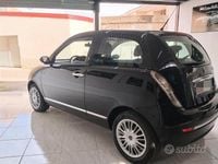 Usata Lancia Ypsilon 90 CV (66 kW) 2007 Nero Utilitaria