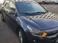 Usata Kia Rio 84 CV (61 kW) 2019 Grigio Berlina