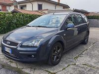 Usata Ford Focus 114 CV (83 kW) 2007 Grigio Station wagon