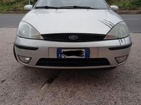 Usata Ford Focus 101 CV (74 kW) 2004 Grigio Berlina