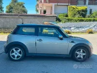 Usata Mini Cooper D 109 CV (80 kW) 2010 Verde Utilitaria