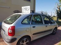 Usata Citroën Xsara Picasso Attraction 95 CV (69 kW) 2002 Argento Monovolume