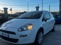 Usata Fiat Punto Pop 69 CV (50 kW) 2014 Bianco Furgone