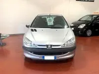 Usata Peugeot 206 60 CV (44 kW) 2004 Grigio Berlina