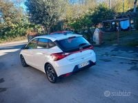 Usata Hyundai i20 100 CV (73 kW) 2023 Bianco Utilitaria