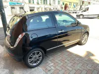 Usata Lancia Ypsilon 60 CV (44 kW) 2009 Nero Utilitaria