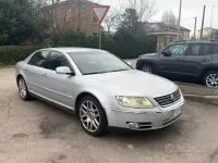 Usata VW Phaeton 233 CV (171 kW) 2008 Grigio Berlina