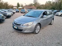 Usata Opel Astra 125 CV (91 kW) 2011 Grigio Station wagon