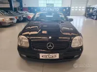 Usado Mercedes SLK230 193 CV (141 kW) 1998 Negro Descapotable