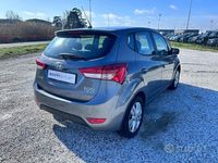 Usata Hyundai ix20 Comfort 90 CV (66 kW) 2015 Grigio Utilitaria