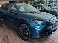 Nuova Fiat 600 La Prima 110 CV (80 kW) 2026 Verde SUV