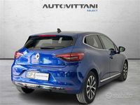 Usata Renault Clio V Techno 145 CV (106 kW) 2023 Blu chiaro Berlina