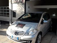 Usata Mercedes A180 Elegance 109 CV (80 kW) 2011 Argento Berlina