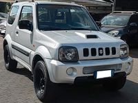 Usata Suzuki Jimny 86 CV (63 kW) 2008 Argento SUV