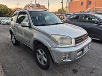 Usata Toyota RAV4 Sol 149 CV (109 kW) 2001 Argento SUV