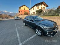 Usata VW T-Roc 116 CV (85 kW) 2019 Grigio SUV