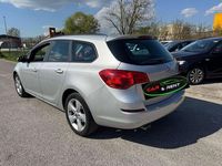 Gebraucht Opel Astra 140 PS (102 kW) 2013 Silber Kombi