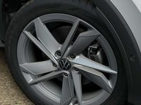 Nuova VW T-Roc Life 150 CV (110 kW) 2026 Pure white nero SUV