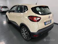 Usata Renault Captur Life 90 CV (66 kW) 2018 Beige SUV