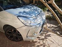Usata Citroën DS3 68 CV (50 kW) 2014 Grigio Utilitaria