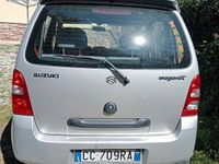 Usata Suzuki Wagon R+ 76 CV (55 kW) 2002 Grigio Monovolume