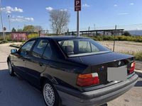 Usata BMW 318 116 CV (85 kW) 1993 Nero Berlina