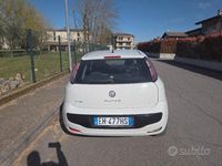 Usata Fiat Punto Evo S 69 CV (50 kW) 2011 Bianco Utilitaria
