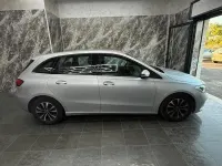 Usata Mercedes B180 116 CV (85 kW) 2022 Grigio Utilitaria