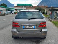 Usata Mercedes B180 109 CV (80 kW) 2007 Grigio Monovolume