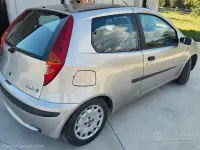 Usata Fiat Punto 80 CV (58 kW) 2001 Grigio Utilitaria