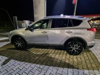 Usata Toyota RAV4 Hybrid Style 2017 Argento SUV