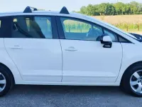 Usata Peugeot 5008 Business-Line 120 CV (88 kW) 2016 Bianco Monovolume