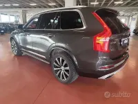 Usata Volvo XC90 Inscription 235 CV (172 kW) 2020 Grigio scuro SUV