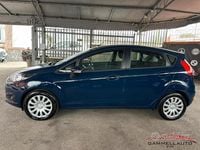 Usata Ford Fiesta 75 CV (55 kW) 2013 Blu Utilitaria