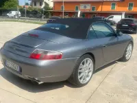Usata Porsche 911 Carrera Cabriolet 300 CV (220 kW) 2001 Grigio scuro met. Cabrio