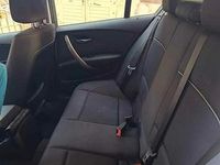 Usata BMW 118 195 CV (143 kW) 2010 Grigio Utilitaria