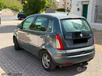Usata Lancia Musa 90 CV (66 kW) 2009 Grigio Monovolume