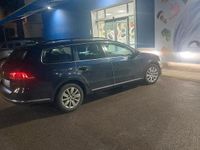 Usata VW Passat 105 CV (77 kW) 2014 Blu Station wagon